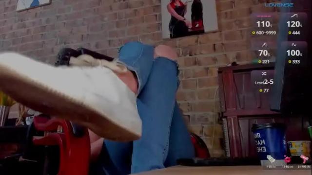 Image 7 of misspetitevenus Stream on Chaturbate on 1 month ago