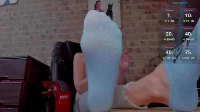 Image 2 of misspetitevenus Stream on Chaturbate on 24 days ago