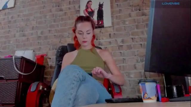 Image 8 of misspetitevenus Stream on Chaturbate on 16 days ago