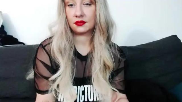 Image 8 of missqueen1416 Stream on Chaturbate on 16 months ago