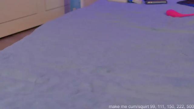 Image 2 of missqueenlust Stream on Chaturbate on 11 months ago