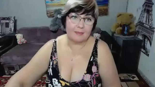 Image 4 of missritabella Stream on Chaturbate on 18 months ago
