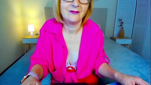 Image 3 of misss_kiss__ Stream on Chaturbate on 1 month ago