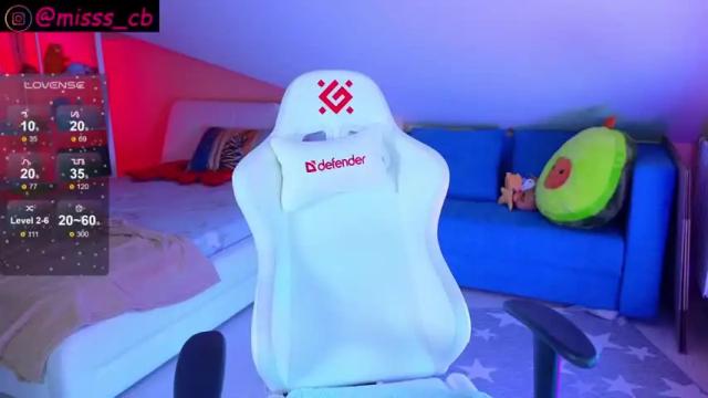 Image 8 of misss_viki Stream on Chaturbate on 13 months ago