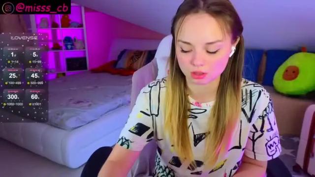 Image 6 of misss_viki Stream on Chaturbate on 13 months ago