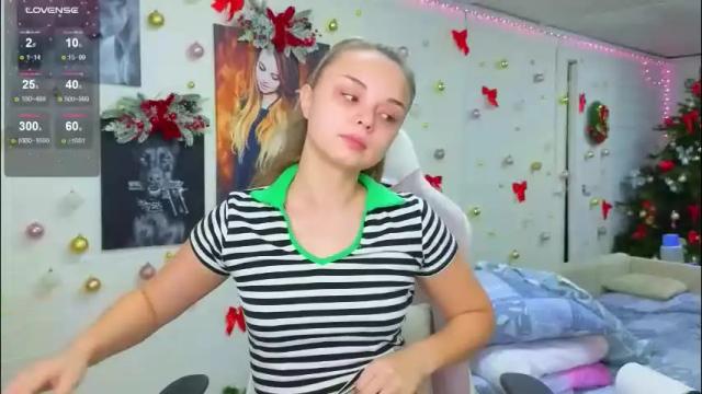 Image 2 of misss_viki Stream on Chaturbate on 18 days ago