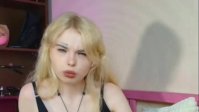 Image 4 of missslola Stream on Chaturbate on 1 month ago