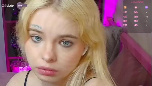Image 6 of missslola Stream on Chaturbate on 28 days ago
