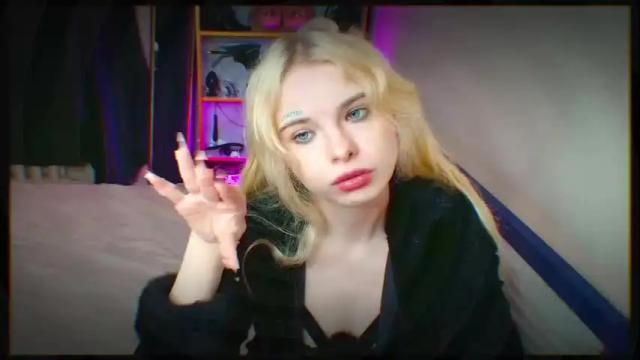 Image 11 of missslola Stream on Chaturbate on 8 days ago