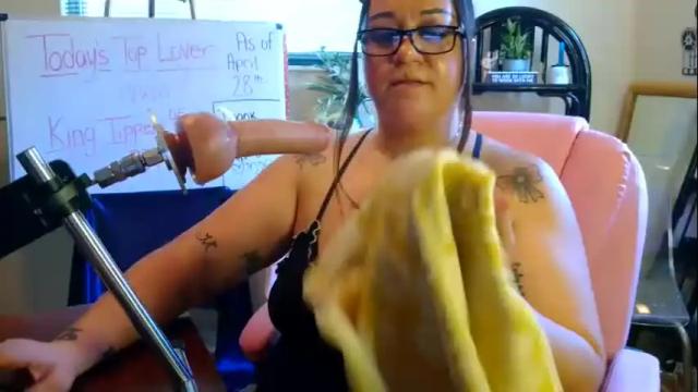 Image 3 of misssuckalot Stream on Chaturbate on 1 month ago