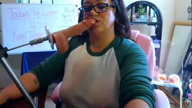 Image 6 of misssuckalot Stream on Chaturbate on 1 month ago
