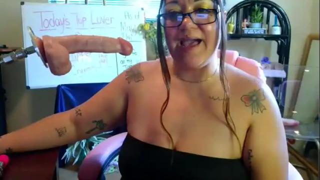 Image 6 of misssuckalot Stream on Chaturbate on 18 days ago