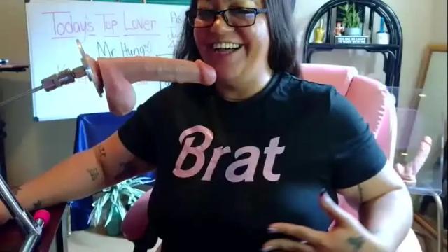 Image 2 of misssuckalot Stream on Chaturbate on 11 days ago