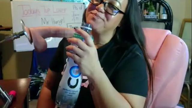 Image 8 of misssuckalot Stream on Chaturbate on 11 days ago