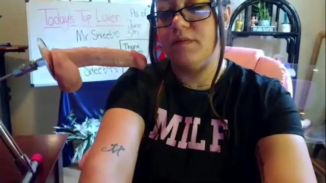 Image 12 of misssuckalot Stream on Chaturbate on 10 days ago