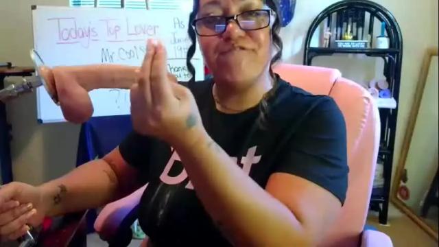 Image 8 of misssuckalot Stream on Chaturbate on 4 months ago