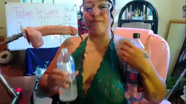 Image 4 of misssuckalot Stream on Chaturbate on 3 months ago