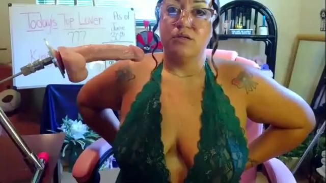 Image 8 of misssuckalot Stream on Chaturbate on 3 months ago