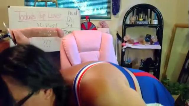 Image 10 of misssuckalot Stream on Chaturbate on 3 months ago