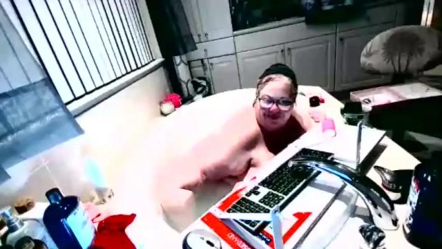 Image 11 of misssultrysarah Stream on Chaturbate on 19 months ago