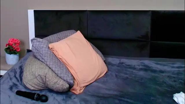 Image 2 of misstayaxxx Stream on Chaturbate on 1 month ago