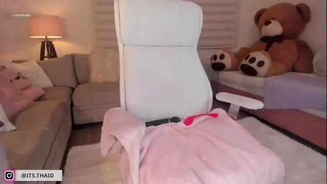 Image 6 of missthailand_ Stream on Chaturbate on 10 days ago