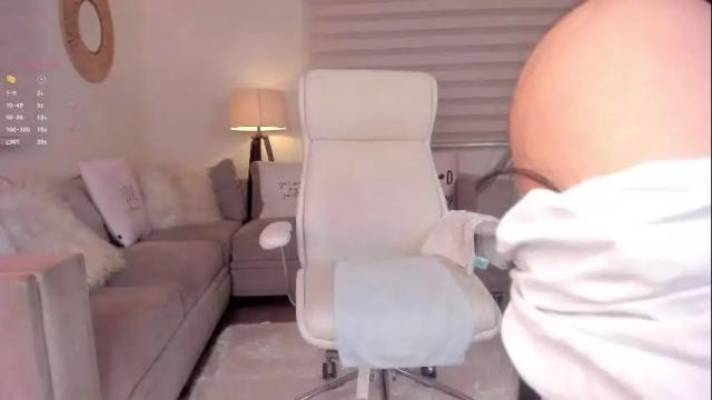 Thumbnail 1, missthailand_'s Stream at Chaturbate, 1 month ago