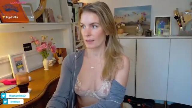 Image 3 of misstheacamille Stream on Chaturbate on 2 months ago