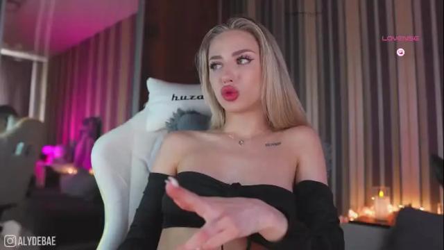 Image 2 of misstics_ Stream on Chaturbate on 20 days ago