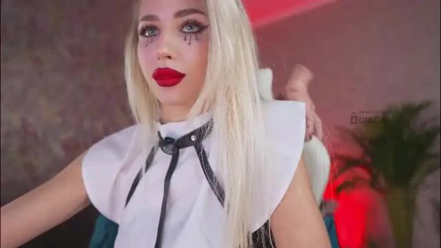 Image 2 of misstics_ Stream on Chaturbate on 2 months ago