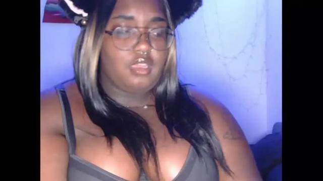 Image 7 of misstrezzkristina Stream on Chaturbate on 1 month ago