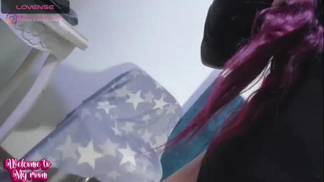Image 2 of missvalensofi Stream on Chaturbate on 3 months ago