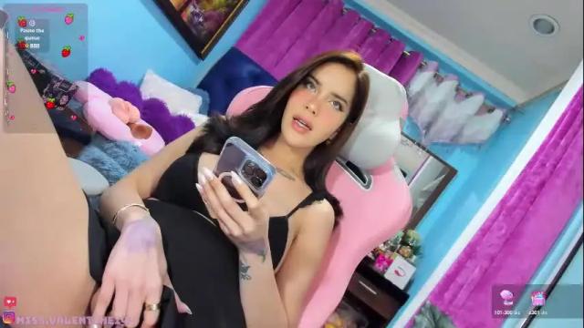 Image 10 of missvalentine18 Stream on Chaturbate on 25 days ago