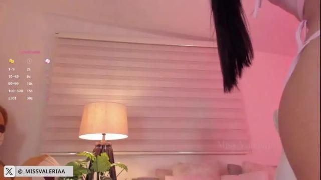 Image 2 of missvaleriaa Stream on Chaturbate on 1 month ago
