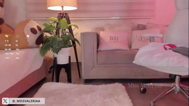 Image 3 of missvaleriaa Stream on Chaturbate on 1 month ago