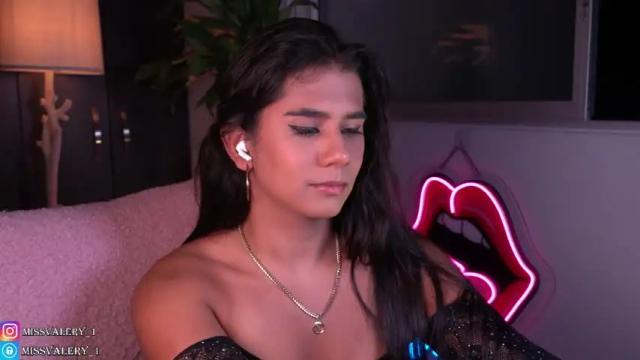 Image 2 of missvalery_1 Stream on Chaturbate on 13 months ago