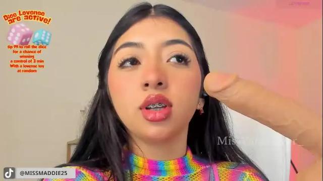 Image 12 of missvancouver_ Stream on Chaturbate on 2 months ago