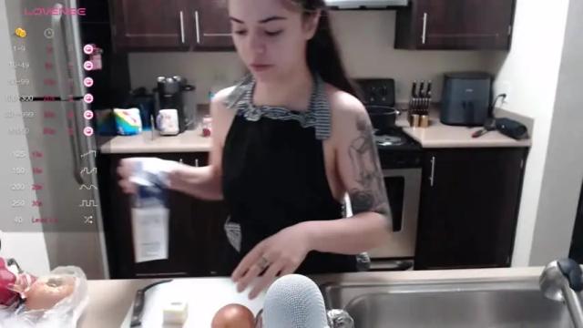 Image 2 of missvanessajune Stream on Chaturbate on 16 months ago