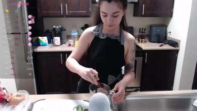 Image 3 of missvanessajune Stream on Chaturbate on 16 months ago