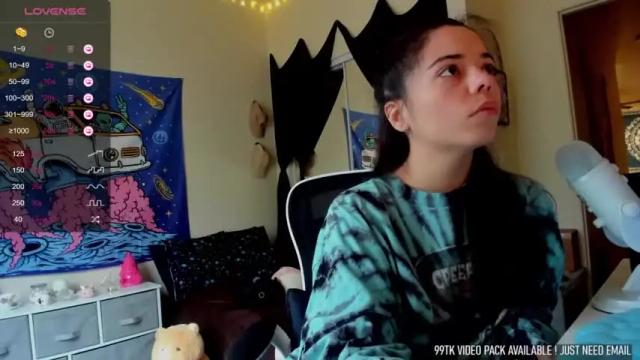 Image 6 of missvanessajune Stream on Chaturbate on 16 months ago