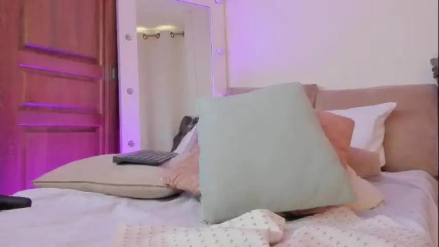Image 11 of missvioleta_ Stream on Chaturbate on 24 days ago