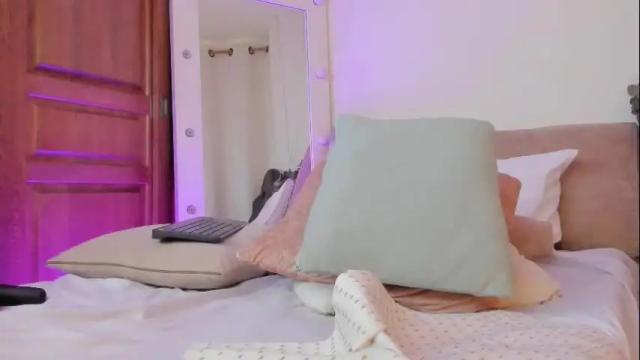 Image 7 of missvioleta_ Stream on Chaturbate on 24 days ago