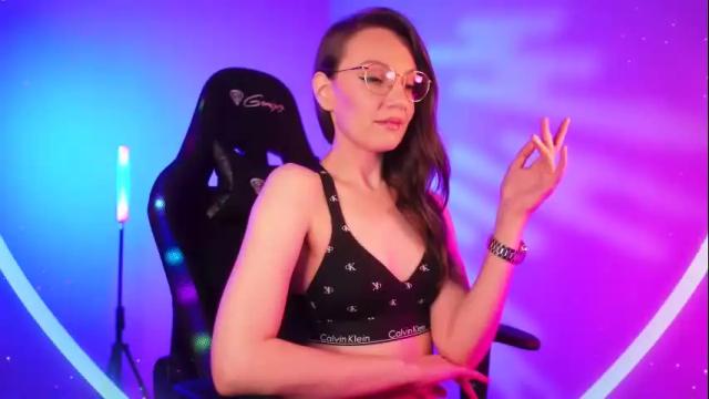 Image 4 of misswaltrude Stream on Chaturbate on 1 month ago