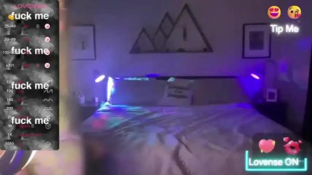 Image 10 of misswildvioet Stream on Chaturbate on 20 months ago