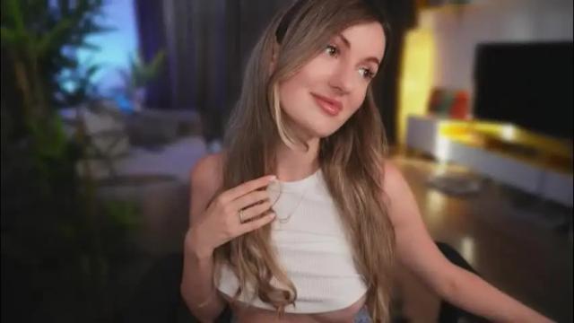 Image 11 of misswiney Stream on Chaturbate on 2 months ago