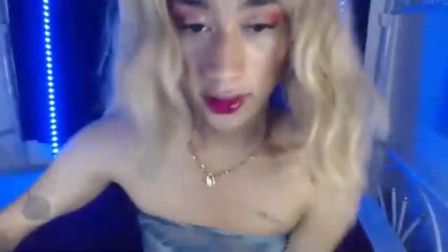 Image 4 of missxfuckgirl Stream on Chaturbate on 15 months ago