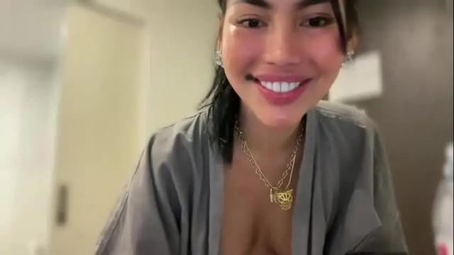 Image 8 of missxolga Stream on Chaturbate on 17 days ago