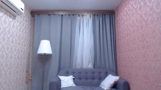 Image 2 of missxxxl Stream on Chaturbate on 17 months ago