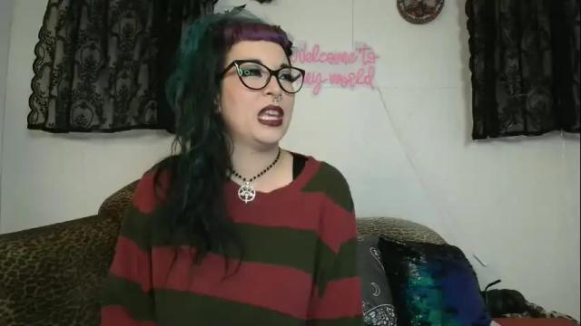 Image 2 of missy_dee Stream on Chaturbate on 1 month ago