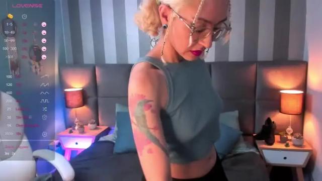Image 6 of missy_halt Stream on Chaturbate on 18 months ago